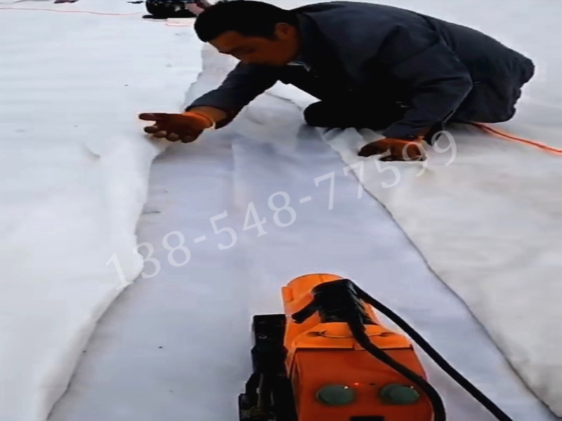 長絲復合土工膜