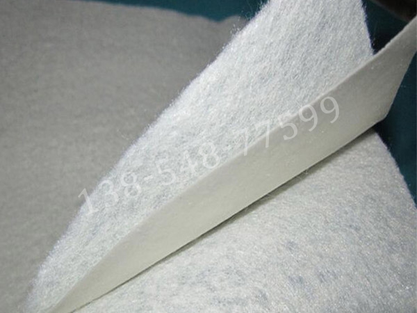 短絲復(fù)合土工膜