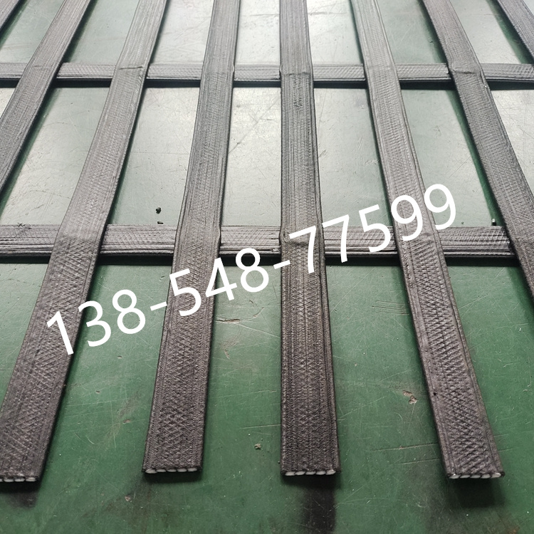 高韌性聚酯紗線集束土工格柵